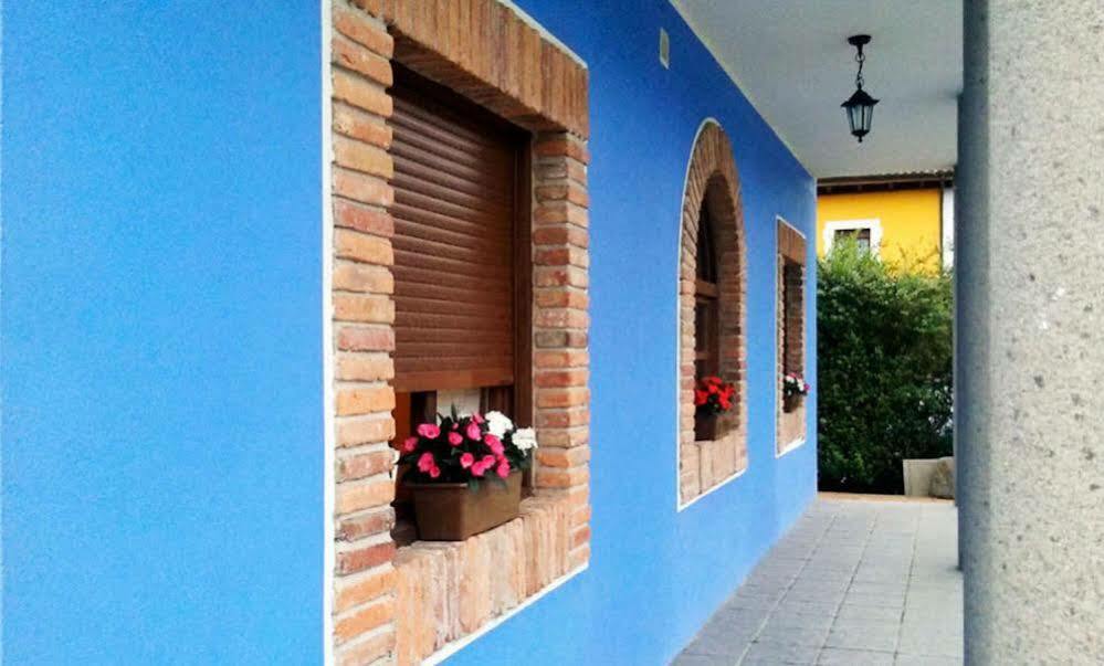 Hotel El Trasgu Soto De Cangas Exterior photo